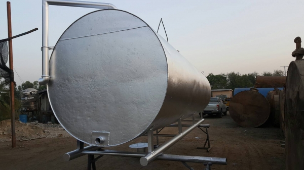 ขายถัง น้ำมันขนาด 15000 ลิตรเหล็กหนา สวยๆ ขายถัง น้ำมันขนาด 15000 ลิตรเหล็กหนา สวยๆ