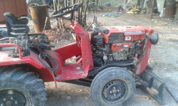 ขายรถไถนั่งขับ+ใบดัน+ผาน3+ล้อเหล็ก