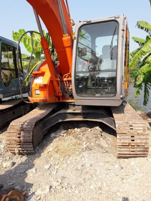 ขายค่ะ..HITACHI ZX135US  เก่าญี่ปุ่นแท้  มีลายแย๊ก  ปี  2005  สภาพสวย  พร้อมใช้  เอกสารอินวอยครบ  ลองระบบกันไดทุกวัน  โทร  089-3818694  ดวงนภา