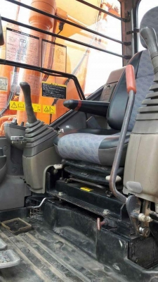 ขายค่ะ..HITACHI ZX135US  เก่าญี่ปุ่นแท้  มีลายแย๊ก  ปี  2005  สภาพสวย  พร้อมใช้  เอกสารอินวอยครบ  ลองระบบกันไดทุกวัน  โทร  089-3818694  ดวงนภา