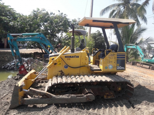 ขายค่ะ..รถดันดิน KOMATSU D20PL-7E  มาใหม่  เก่าญี่ปุ่นแทั..สภาพสวย  ใช้งานมาแค่ 4,XXXชั่วโมง  แทรค 70  ลองระบบกันได้ทุกวัน โทร  089-3818694  ดวงนภา