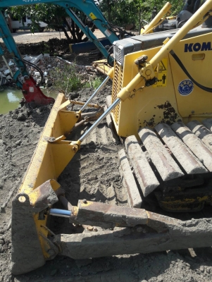 ขายค่ะ..รถดันดิน KOMATSU D20PL-7E  มาใหม่  เก่าญี่ปุ่นแทั..สภาพสวย  ใช้งานมาแค่ 4,XXXชั่วโมง  แทรค 70  ลองระบบกันได้ทุกวัน โทร  089-3818694  ดวงนภา