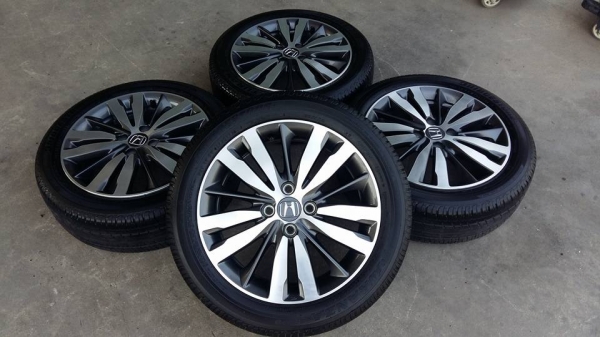 ขายล้อแม็ก honda jazz 16" ยางปี16 สนใจติดต่อ ร้าน ก.เจริญการยาง ครับ 081-3747940 ขายล้อแม็ก honda jazz 16" ยางปี16 สนใจติดต่อ ร้าน ก.เจริญการยาง ครับ 081-3747940