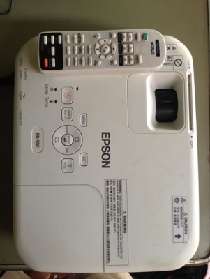 ขายโปรเจคเตอร์ Epson eb-s02 ฉายจอ 4 เมตร ขายโปรเจคเตอร์ Epson eb-s02 ฉายจอ 4 เมตร
