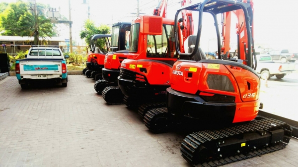 รถขุด,แบคโฮ Kubota มือหนึ่งออกศูนย์