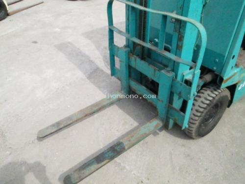 ราคาพิเศษ 54,000 บาท!! รถยกไฟฟ้า KOMATSU FB07-2 รหัสสินค้า : 80802214  www.nihonmono.com