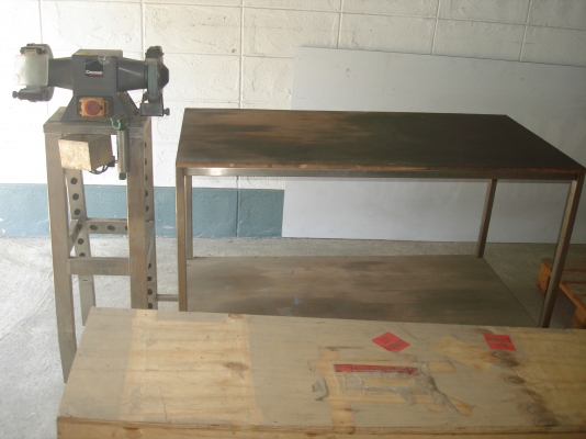 แท่นเจียระนัยตั้งโต๊ะ 2 หัว CREUSEN มือสองรุ่น DS8150TS พร้อมแท่นวางSSTและโต๊ะไม้สำหรับวางชิ้นงาน นำเข้าจากยุโรป (ประเทศฮอลล์แลนด์ ) แท่นเจียระนัยตั้งโต๊ะ 2 หัว CREUSEN มือสองรุ่น DS8150TS พร้อมแท่นวางSSTและโต๊ะไม้สำหรับวางชิ้นงาน นำเข้าจากยุโรป (ประเทศฮอลล์แลนด์ )