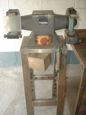 แท่นเจียระนัยตั้งโต๊ะ 2 หัว CREUSEN มือสองรุ่น DS8150TS พร้อมแท่นวางSSTและโต๊ะไม้สำหรับวางชิ้นงาน นำเข้าจากยุโรป