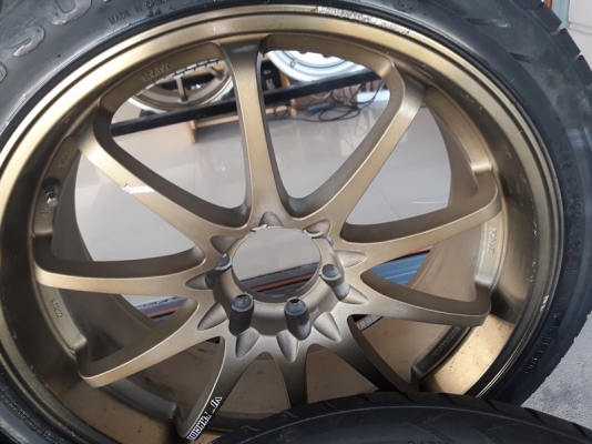 ล้อCE28 ขอบ22 กว้าง9  6รู ยางปี13  4 ล้อ