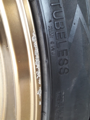 ล้อCE28 ขอบ22 กว้าง9  6รู ยางปี13  4 ล้อ