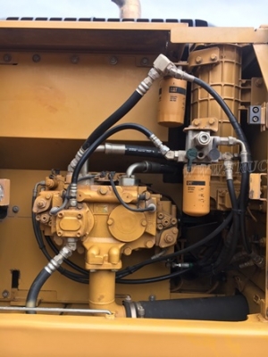 รถตัก CATERPILLAR Cat320D 8พันกว่าชั่วโมง มีเล่มทะเบียน