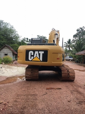 รถตัก CATERPILLAR Cat320D 8พันกว่าชั่วโมง มีเล่มทะเบียน
