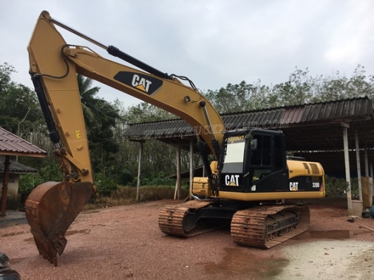 รถตัก CATERPILLAR Cat320D 8พันกว่าชั่วโมง มีเล่มทะเบียน รถตัก CATERPILLAR Cat320D 8พันกว่าชั่วโมง มีเล่มทะเบียน