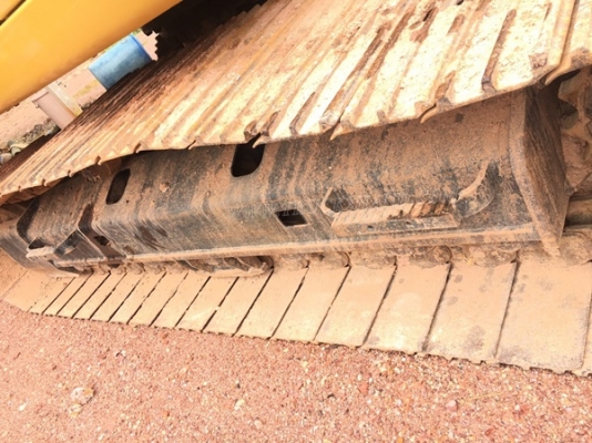 รถตัก CATERPILLAR Cat320D 8พันกว่าชั่วโมง มีเล่มทะเบียน