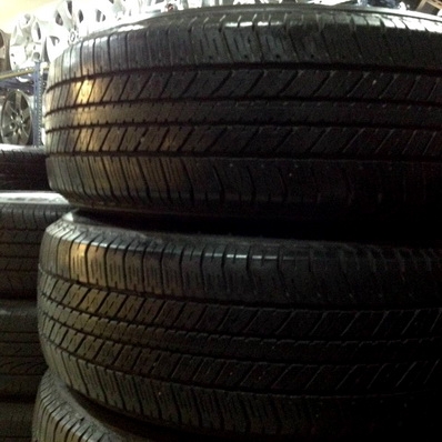 Brigedstone Duller 265 65 17 ปี 2714 ดอกเต็ม ตจว จัดส่งได้ครับ Brigedstone Duller 265 65 17 ปี 2714 ดอกเต็ม ตจว จัดส่งได้ครับ