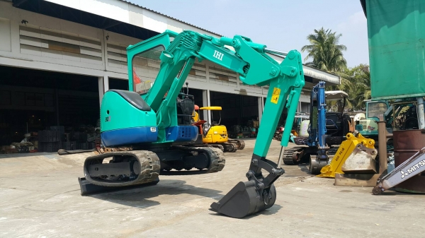 ขาย รถขุด IHI รุ่น 30Z มือสองญี่ปุ่น ออฟเซตบูม แทรกยางสวย ปั้มนิ้ว เครื่องยันม่าร์ 3TN84 สลักบูท แน่นทุกจุด สวยพร้อมใช้งาน มือถือ/LINE ID : 0818753444