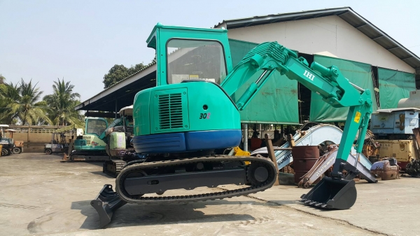 ขาย รถขุด IHI รุ่น 30Z มือสองญี่ปุ่น ออฟเซตบูม แทรกยางสวย ปั้มนิ้ว เครื่องยันม่าร์ 3TN84 สลักบูท แน่นทุกจุด สวยพร้อมใช้งาน มือถือ/LINE ID : 0818753444