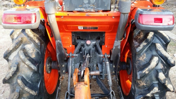 ขาย L3608 รถเกรดA ใบมีด+ผานหลัง รถสวยเดิมๆทั้งคันไม่มีทำสีแม้นแต่นิด สภาพนี้ราคานี้ไม่มีอีกเเล้วคับ