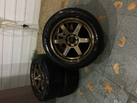 TE37 Cosmis 20&quot;
