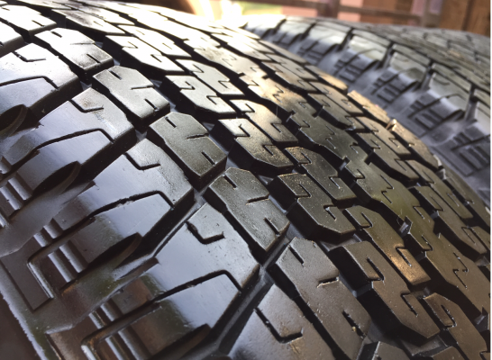 ยาง Bridgestone 255 65 17 สิ้นปี15 ดอกเต็ม ใช้ยาว ราคาไม่แพง ยาง Bridgestone 255 65 17 สิ้นปี15 ดอกเต็ม ใช้ยาว ราคาไม่แพง