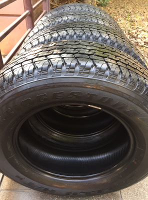 ยาง Bridgestone 255 65 17 สิ้นปี15 ดอกเต็ม ใช้ยาว ราคาไม่แพง ยาง Bridgestone 255 65 17 สิ้นปี15 ดอกเต็ม ใช้ยาว ราคาไม่แพง