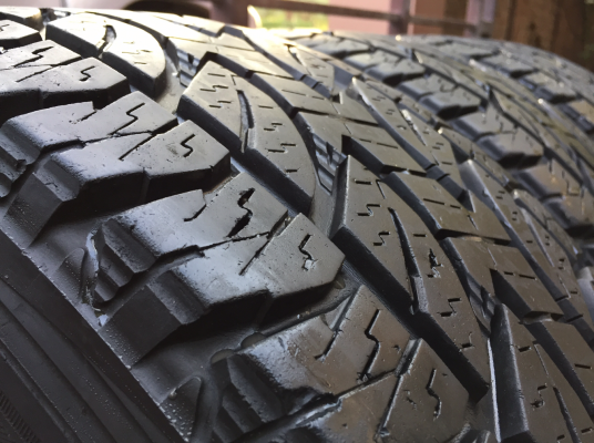 ยาง All Bridgestone 255 70 15 ดอกเต็ม ใช้ยาว ราคาไม่แพง