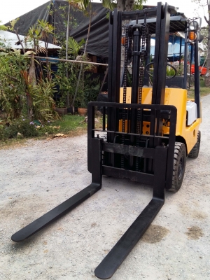 ขายรถฟอร์คลิฟต์ TOYOTA 3FG15 (รถยกเบนซิน 1.5 ตัน ยกสูง 3 เมตร) สภาพสวยพร้อมใช้ ติดต่อ 086-324-1992 086-775-7900