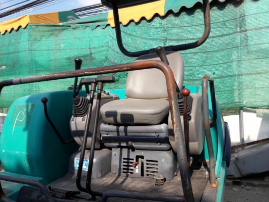 ขายKOMATSU  PC25  เก่าญี่ปุ่น  สภาพสวย  เครื่องปั๊มดี  เดิมๆๆ  ลองระบบกันได้ทุกวัน  โทร  089-3818694  ดวงนภา