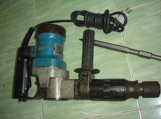 ขายเครื่องสกัดไฟฟ้า(แย็ก)ยี่ห้อmakitaรุ่นHM0810ของแท้(made in japan)พร้อมใช้งาน