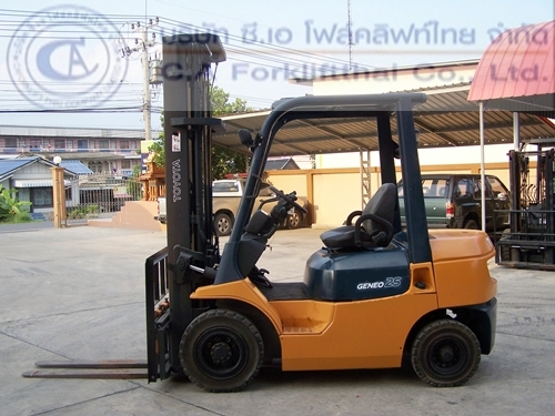 ขาย รถโฟล์คลิฟท์ TOYOTA รุ่น 7-FD25