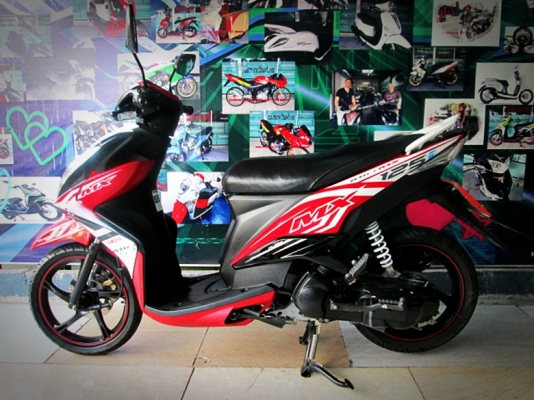 (ผ่อนได้ดาวน์ 4900) MIO 125 i mx สีขาวดำแดง รุ่นท็อบล้อแมกซ์ 33900