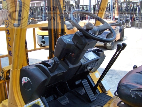 ขาย รถโฟล์คลิฟท์ TOYOTA รุ่น 7-FG15