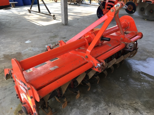 ขายโรตารี่ตราช้าง 1.8 เมตร รุ่น RX182F สภาพสวยใบเต็ม ขายโรตารี่ตราช้าง 1.8 เมตร รุ่น RX182F สภาพสวยใบเต็ม