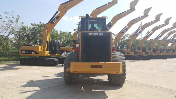 ขายรถตักล้อยางมือสอง caterpillar รุ่น 950F II สนใจติดต่อ marketing@metrocat.com ขายรถตักล้อยางมือสอง caterpillar รุ่น 950F II สนใจติดต่อ marketing@metrocat.com