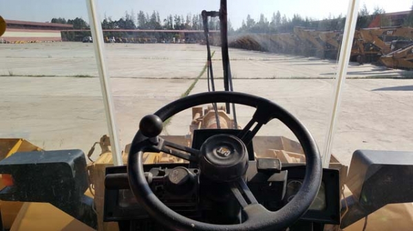 ขายรถตักล้อยางมือสอง caterpillar รุ่น 950G สนใจติดต่อ marketing@metrocat.com ขายรถตักล้อยางมือสอง caterpillar รุ่น 950G สนใจติดต่อ marketing@metrocat.com