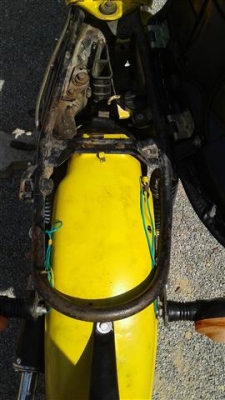 ขาย DT100 เล่มพร้อมชุดโอนลอยเครื่องดีพอใช้สีเดิมโรงงานคันสตาร์ทคันเกียร์ไม่เชื่อมเหมาเอาไปจัดสภาพต่อ ขาย DT100 เล่มพร้อมชุดโอนลอยเครื่องดีพอใช้สีเดิมโรงงานคันสตาร์ทคันเกียร์ไม่เชื่อมเหมาเอาไปจัดสภาพต่อ