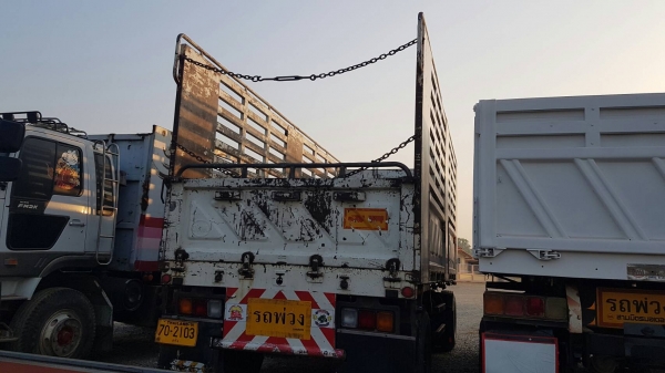 ขาย ลูกพ่วงสองเพลาสามมิตรไม่ดั้ม ปี 56 แคชชีสวย สภาพพร้อมใช้งาน เอกสารพร้อมโอน สนใจติดต่อเรา ดำสุโขทัย โทร 089-7087998,081-7855503 หรือเยี่ยมชมเว็ปไซได้ www.dum-sukhothai.com ดูสินค้าได้ที่เต็นท์รถดำสุโขทัย เรายินดีให้บริการค่ะ ขาย ลูกพ่วงสองเพลาสามมิตรไม่ดั้ม ปี 56 แคชชีสวย สภาพพร้อมใช้งาน เอกสารพร้อมโอน สนใจติดต่อเรา ดำสุโขทัย โทร 089-7087998,081-7855503 หรือเยี่ยมชมเว็ปไซได้ www.dum-sukhothai.com ดูสินค้าได้ที่เต็นท์รถดำสุโขทัย เรายินดีให้บริการค่ะ