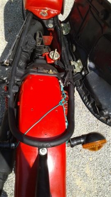 ขาย DT100 เล่มพร้อมชุดโอนลอยเครื่องดีพอใช้คันสตาร์ทคันเกียร์ไม่เชื่อมเหมาะเอาไปปั้นต่อ