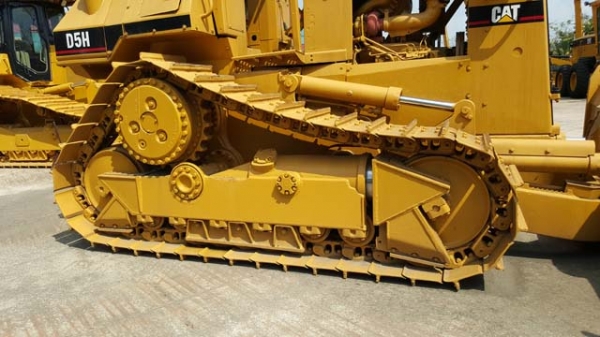 ขายรถแทคเตอร์มือสอง caterpillar รุ่น D5H II XL สนใจติดต่อ marketing@metrocat.com