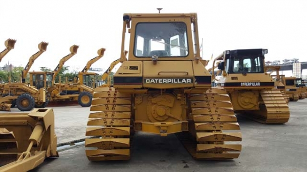 ขายรถแทคเตอร์มือสอง caterpillar รุ่น D5H LGP สนใจติดต่อ marketing@metrocat.com