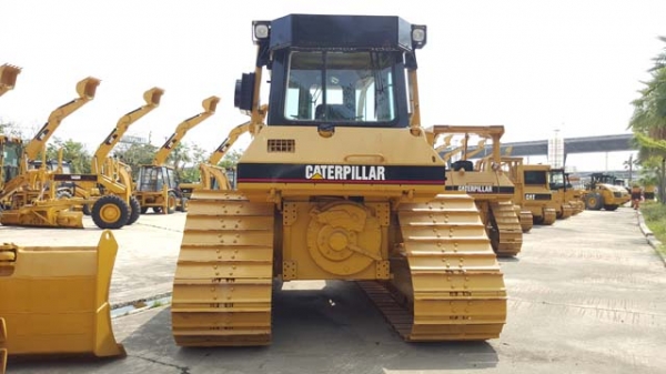 ขายรถแทคเตอร์มือสอง caterpillar รุ่น D5H LGP สนใจติดต่อ marketing@metrocat.com