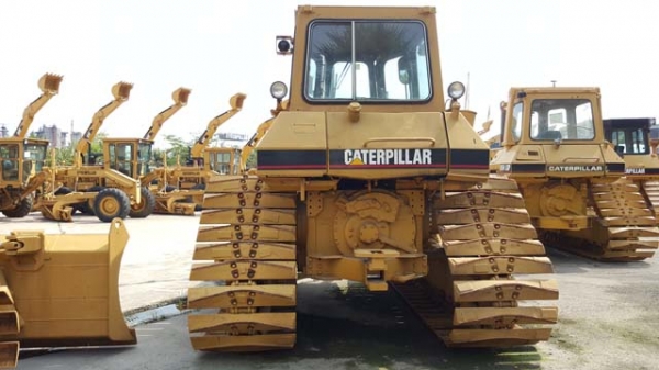 ขายรถแทคเตอร์มือสอง caterpillar รุ่น D5H LGP สนใจติดต่อ marketing@metrocat.com