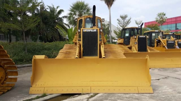 ขายรถแทคเตอร์มือสอง caterpillar รุ่น D5H LGP สนใจติดต่อ marketing@metrocat.com