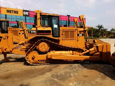 ขายรถแทคเตอร์มือสอง caterpillar รุ่น D7H RIPPER สนใจติดต่อ marketing@metrocat.com ขายรถแทคเตอร์มือสอง caterpillar รุ่น D7H RIPPER สนใจติดต่อ marketing@metrocat.com