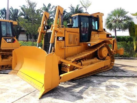 ขายรถแทคเตอร์มือสอง caterpillar รุ่น D7H RIPPER สนใจติดต่อ marketing@metrocat.com ขายรถแทคเตอร์มือสอง caterpillar รุ่น D7H RIPPER สนใจติดต่อ marketing@metrocat.com