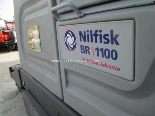 ราคาพิเศษ 190,000 บาท!! รถทำความสะอาด รุ่น : BR1100 รหัสสินค้า : 80904540 www.nihonmono.com ราคาพิเศษ 190,000 บาท!! รถทำความสะอาด รุ่น : BR1100 รหัสสินค้า : 80904540 www.nihonmono.com