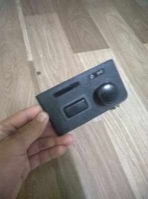 ขายชุดมือดึงเปิดปิดไฟหน้าbmw e30 สภาพดีชุดละ800บ โทร0924462525โส  กทม