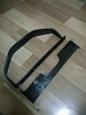 ขายชุดกรอบปิดไมล์bmw e30 สภาพดีมี2ชิ้นชุดละ600บ โทร0924462525โส  กทม