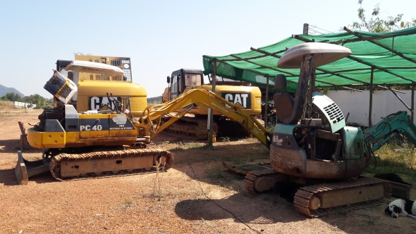 KOBE 20 , KOMATSU 40