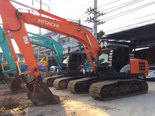 HITACHI ZAXIS 200-5G ตัวใหม่ล่าสุด